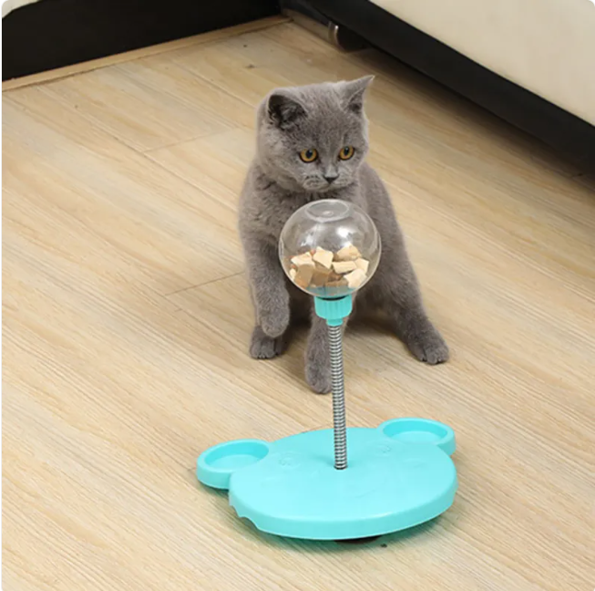 Paw Play Interactive Food Dispensing Tumbler!